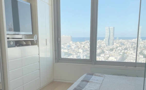 Frishman 3 rooms 91sqm Balcony 12sqm Furnished Apartment for rent in Tel Aviv