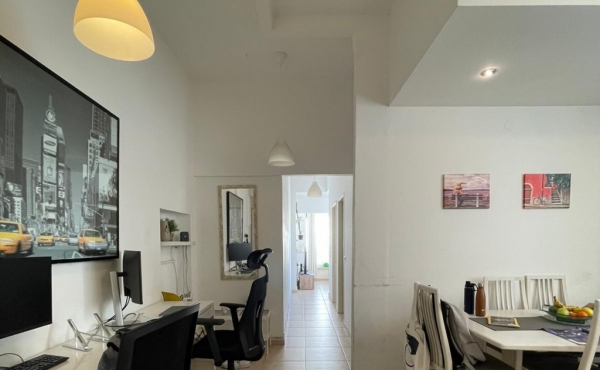 Balfour area 3 room 72m2 High ceiling Apartment for sale in Tel Aviv