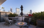 Rothschild area 2 bedrooms fully furnished for short term rental in Tel Aviv