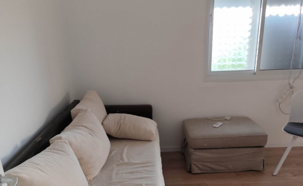 Hayarkon 2.5 rooms with high ceilings close to the beach Apartment for rent in Tel Aviv