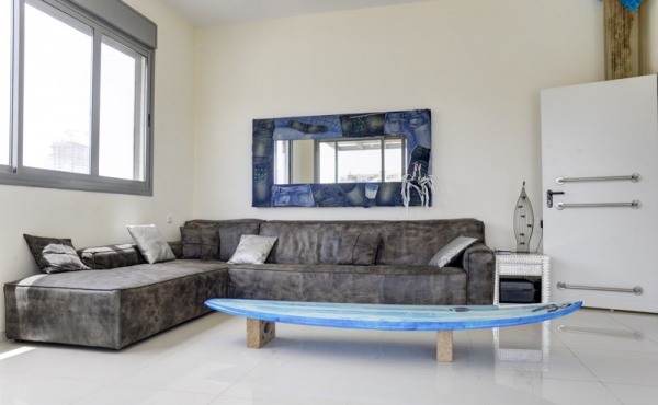 Rabbi Meir Penthouse 4 bedrooms 140 sqm Terace 60 sqm Lift Parking Apartment for sale in Tel Aviv