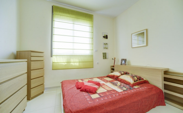 Rabbi Meir Penthouse 4 bedrooms 140 sqm Terace 60 sqm Lift Parking Apartment for sale in Tel Aviv