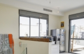 Rabbi Meir Penthouse 4 bedrooms 140 sqm Terace 60 sqm Lift Parking Apartment for sale in Tel Aviv