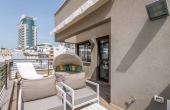 Kerem Hatemanim 4 rooms 90m2 Balconies Mamad Furnished Parking Apartment for rent in Tel Aviv